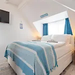 Homestay Boom *